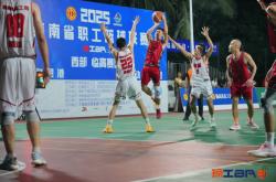 米兰体育登录入口-篮球职业联赛即将迎来紧张精彩对决