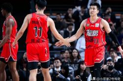 米兰体育官方入口-2023-24赛季CBA联赛迎来保利地产新赞助商的简单介绍