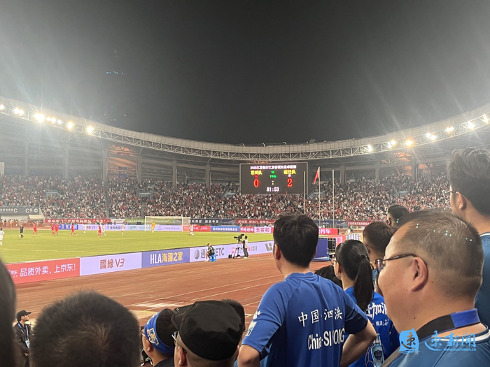激烈角逐!球队备战准备迎战对手 激烈角逐!球队备战准备迎战对手