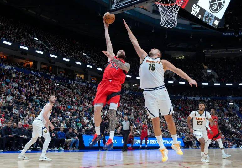 猛龙主场击败掘金,取得四连胜 猛龙主场击败掘金,取得四连胜