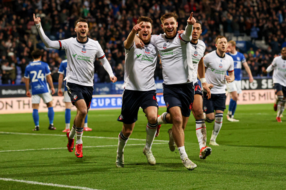 哈德斯菲尔德主场逆转博尔顿,实现胜利取得重要三分的简单介绍 哈德斯菲尔德主场逆转博尔顿,实现胜利取得重要三分的简单介绍